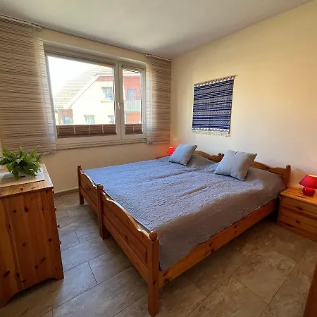 Roll Apartment